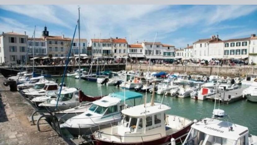 Maison Front De Mer La Flotte Exteriér fotografie